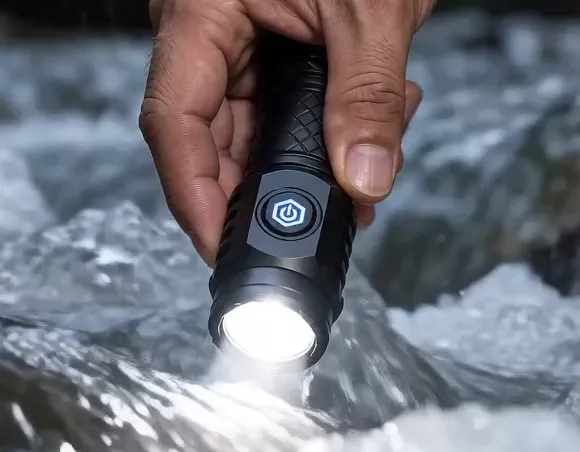 TacticalBox Flashlight — durability 1